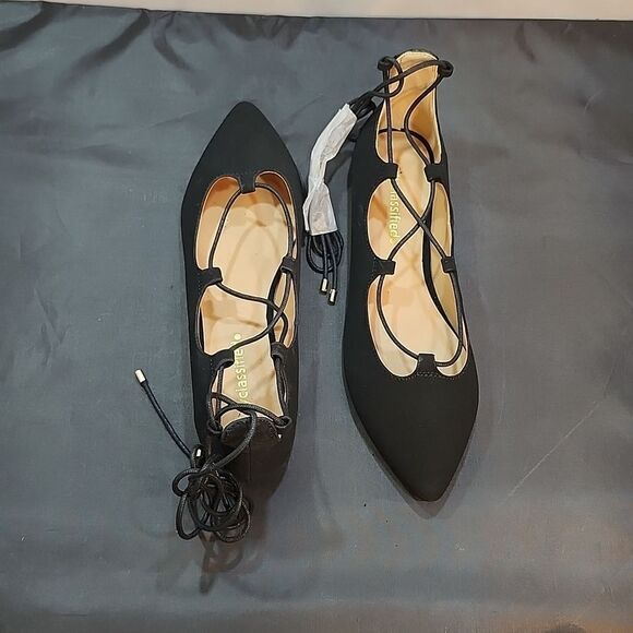 BRAND NEW CITYCLASSIFIED HEAT-S WOMEN"S POINTED TOE FAUX SUEDE FLAT SHOE - Picture 7 of 15